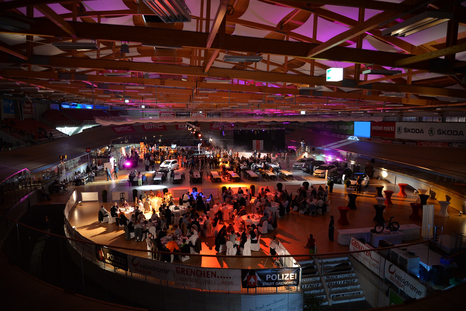 Tetra Tech Veranstaltungstechnik AG_Velodrome Suisse_Track Cycling Challenge_Bahnradsport_Monika Kaelin_Robb Cole_Francine Jordi_Event