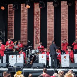 Tetra Tech Veranstaltungstechnik AG_Referenzen_Swiss Army Big Band_Tournee 18_Woodstock der Blasmusik